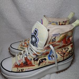 Converse Run Star Hike High" Twisted Resort" UFO Crash Site.